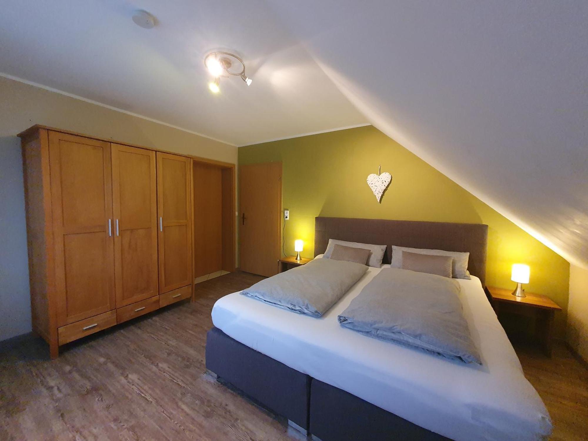 Lindner Ferienwohnungen Und Doppelzimmer Fichtelberg Exterior foto